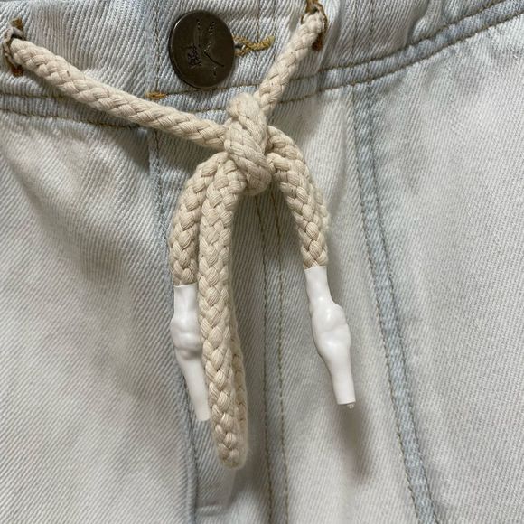 NWT Free People One Teaspoon Brando
Shabby Kingpins
Light blue jeans size XS - Picture 9 of 11